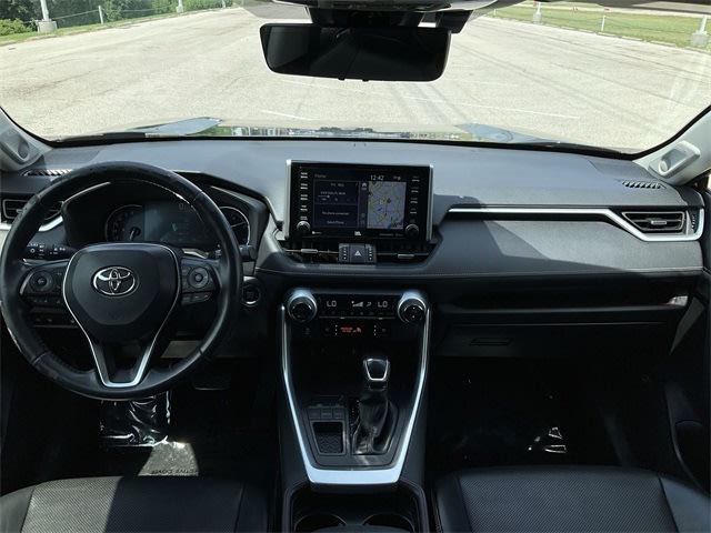 Thumbnail: 2020 Toyota RAV4 - 7