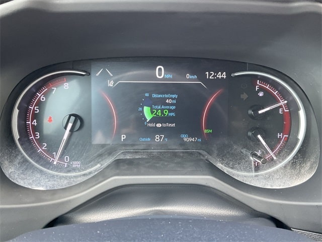 Thumbnail: 2020 Toyota RAV4 - 14