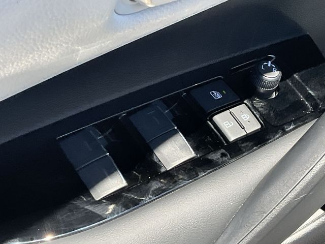 Thumbnail: 2025 Toyota Corolla - 23