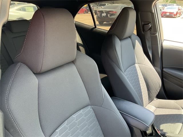 2025 Toyota Corolla SE 9