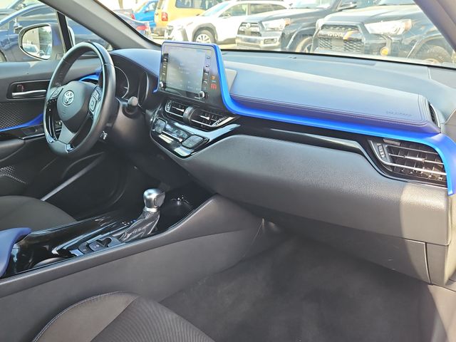 Thumbnail: 2021 Toyota C-HR - 10