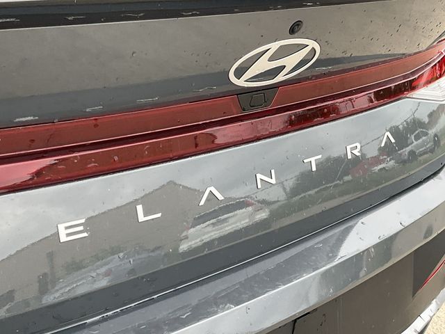 Thumbnail: 2025 Hyundai Elantra - 3
