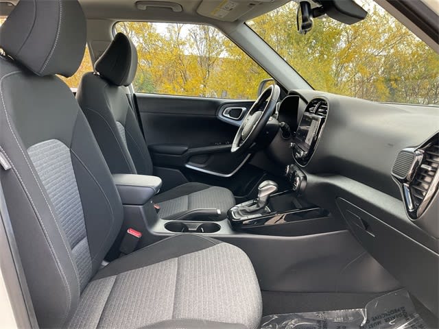 Thumbnail: 2023 Kia Soul - 24