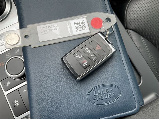 2020 Land Rover Discovery Landmark Edition 14