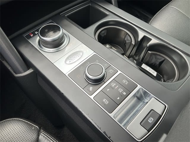 2020 Land Rover Discovery Landmark Edition 12