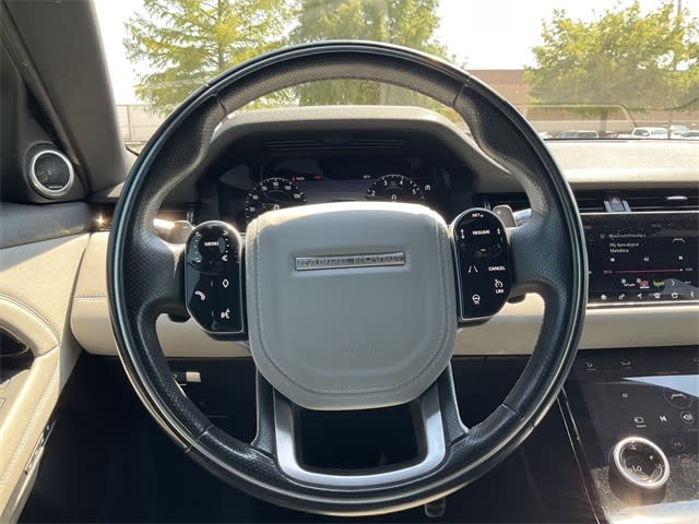 Thumbnail: 2020 Land Rover Range Rover Evoque - 11