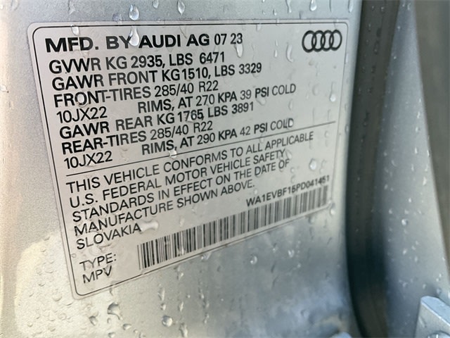 Thumbnail: 2023 Audi Q8 - 9