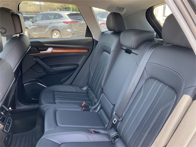 2022 Audi Q5 Premium 24