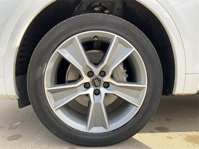 Thumbnail: 2025 Audi Q5 - 6