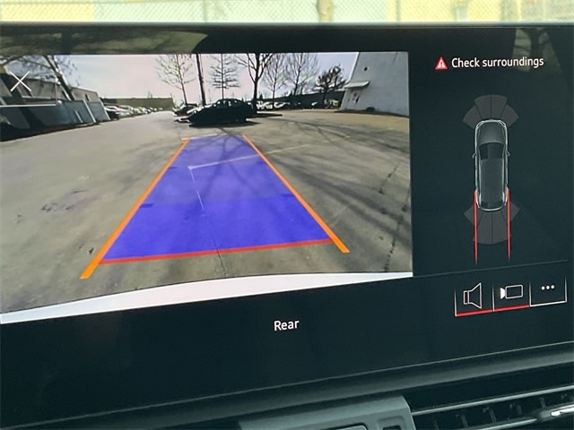 Thumbnail: 2025 Audi Q5 - 25