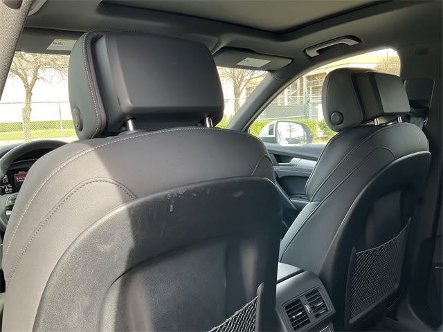 Thumbnail: 2025 Audi Q5 - 9