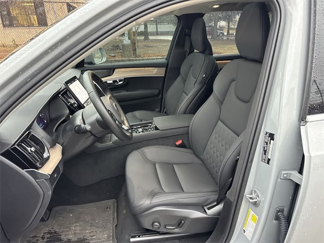 Thumbnail: 2025 Volvo XC90 - 8