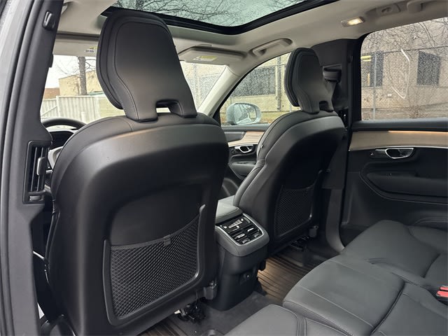 Thumbnail: 2025 Volvo XC90 - 10