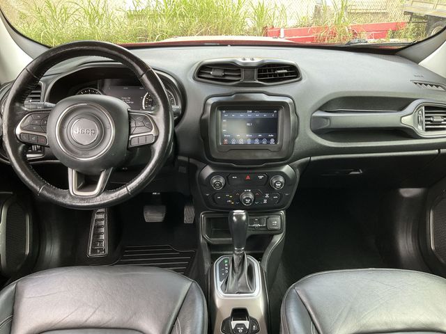 Thumbnail: 2018 Jeep Renegade - 8