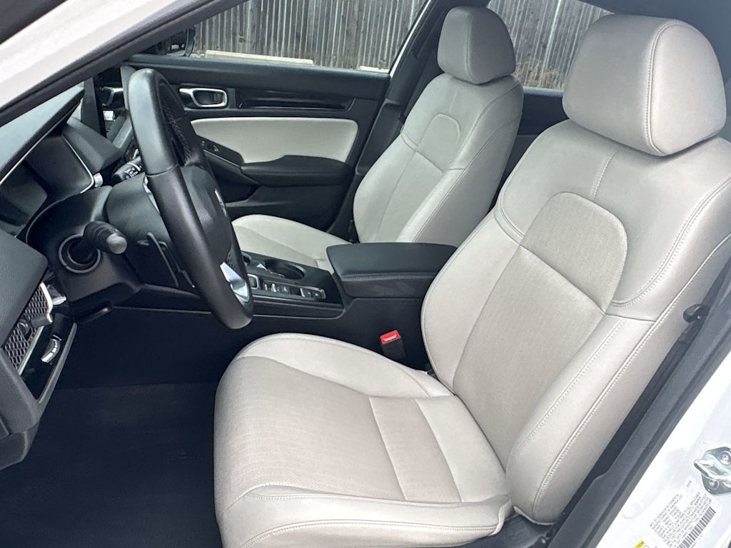 Thumbnail: 2024 Honda Civic - 10