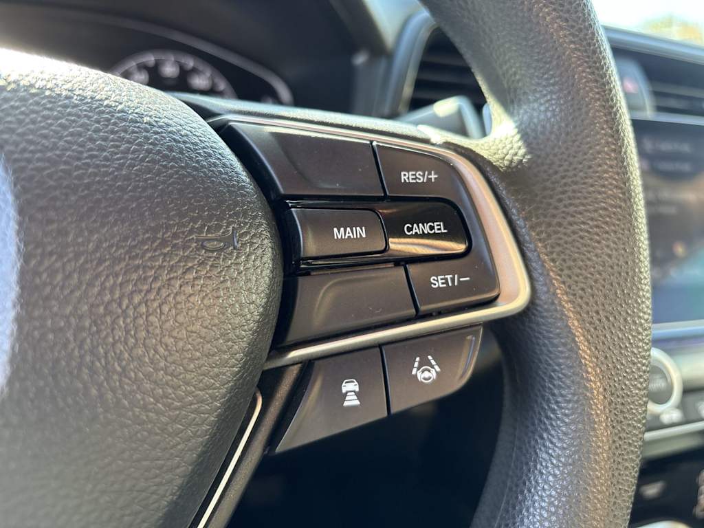 Thumbnail: 2022 Honda Insight - 29