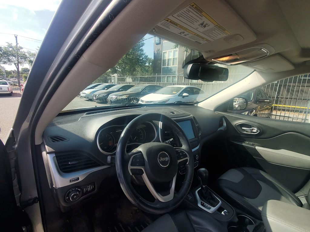 Thumbnail: 2014 Jeep Cherokee - 9