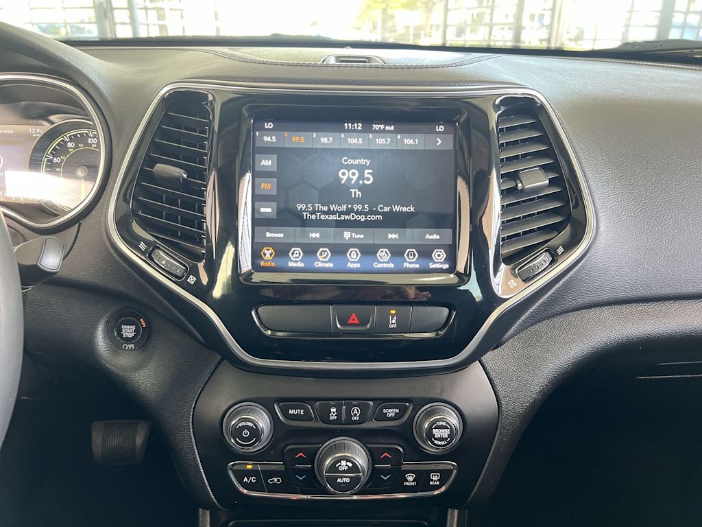 Thumbnail: 2022 Jeep Cherokee - 13