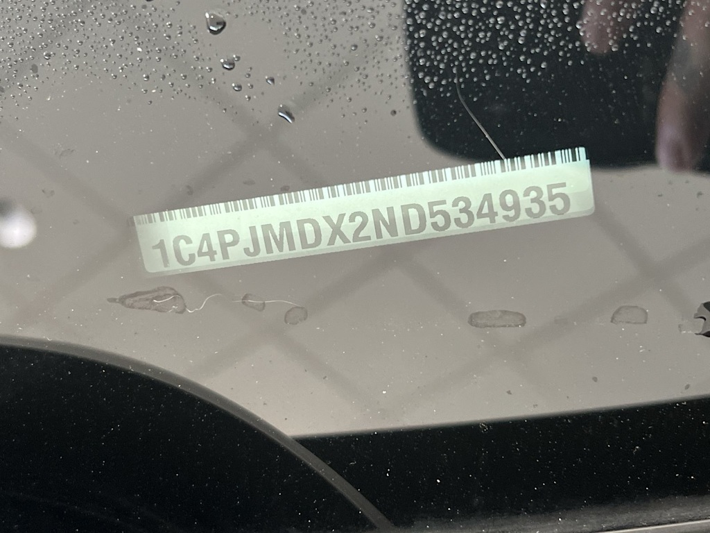 Thumbnail: 2022 Jeep Cherokee - 17