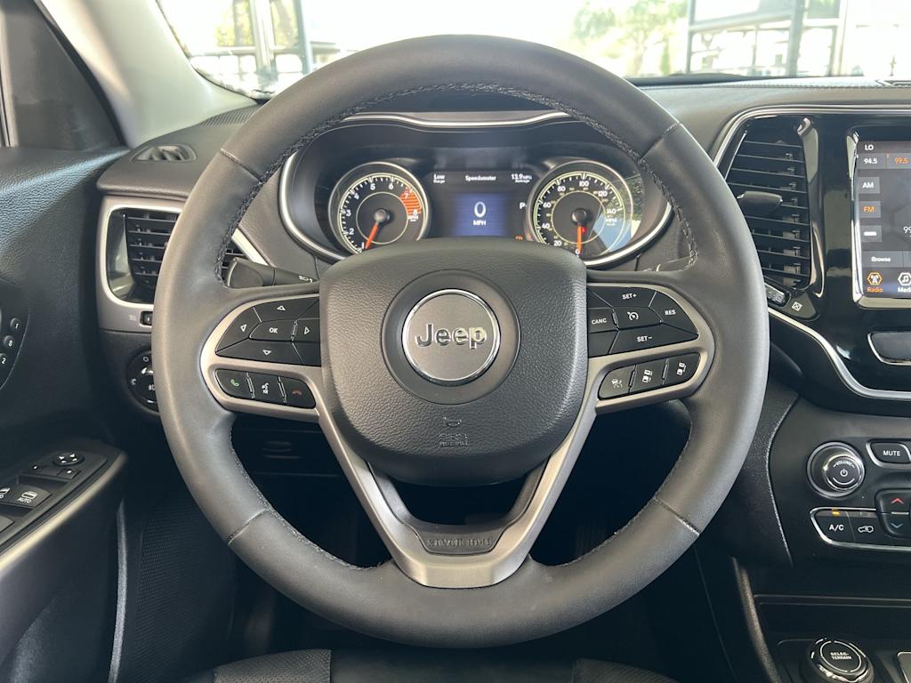 Thumbnail: 2022 Jeep Cherokee - 12