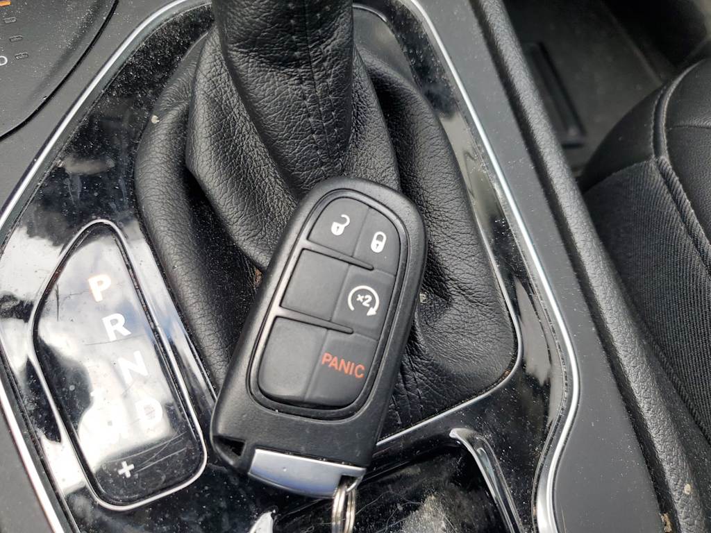 Thumbnail: 2021 Jeep Cherokee - 27