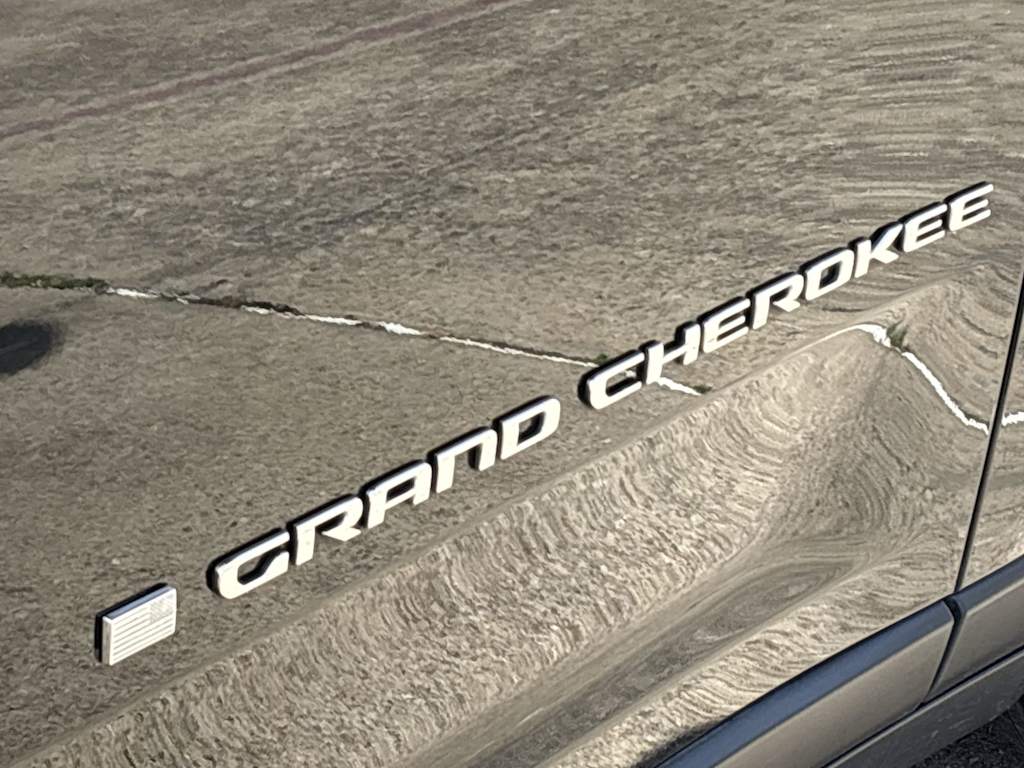 Thumbnail: 2022 Jeep Grand Cherokee L - 7