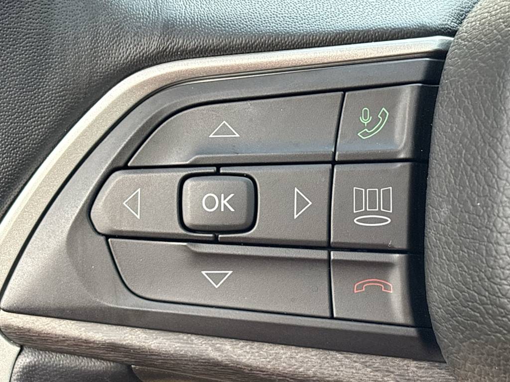 Thumbnail: 2022 Jeep Grand Cherokee L - 36