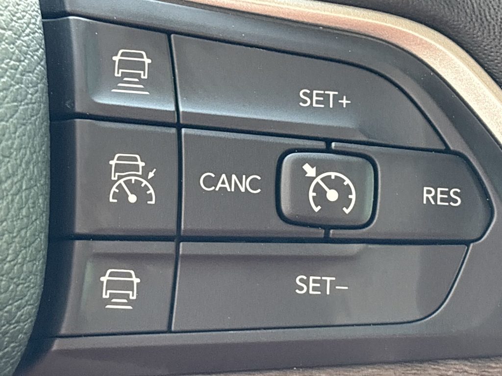 Thumbnail: 2022 Jeep Grand Cherokee L - 34