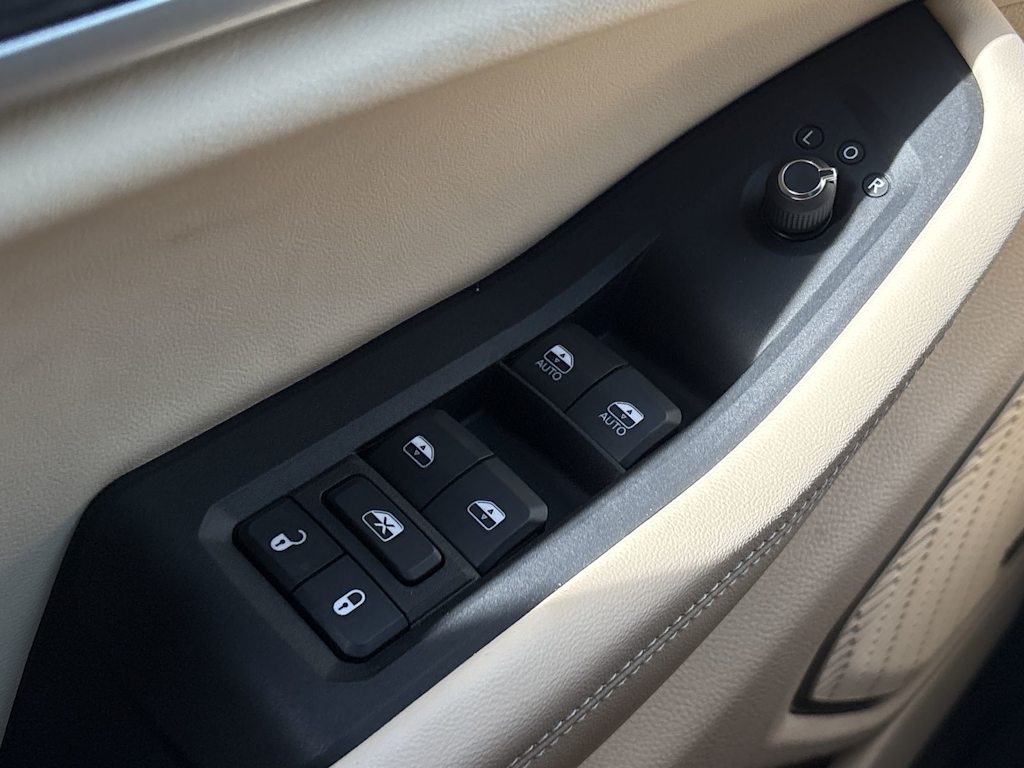 Thumbnail: 2022 Jeep Grand Cherokee L - 40