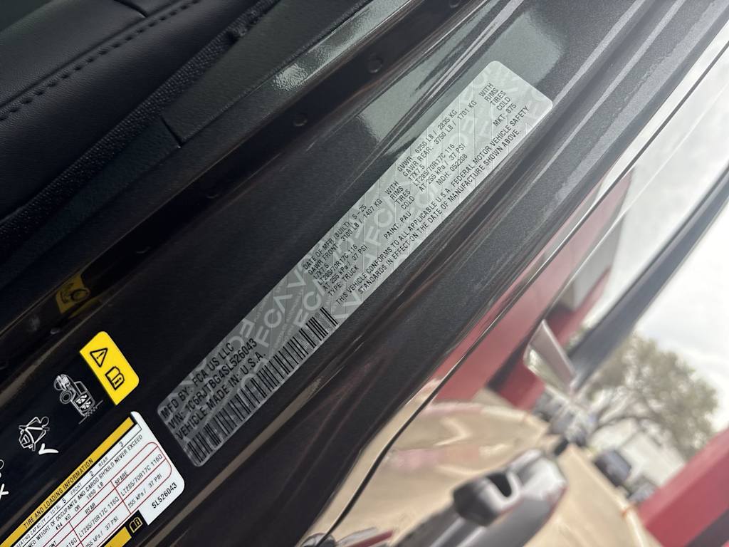 Thumbnail: 2025 Jeep Gladiator - 42