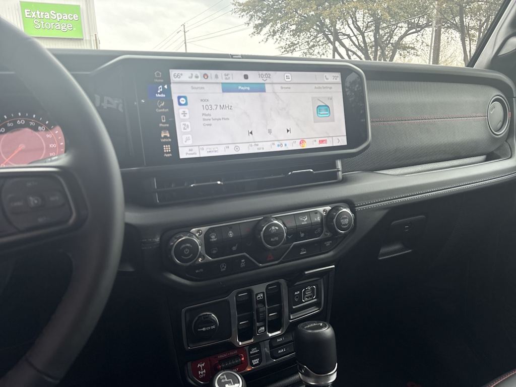 Thumbnail: 2025 Jeep Gladiator - 15