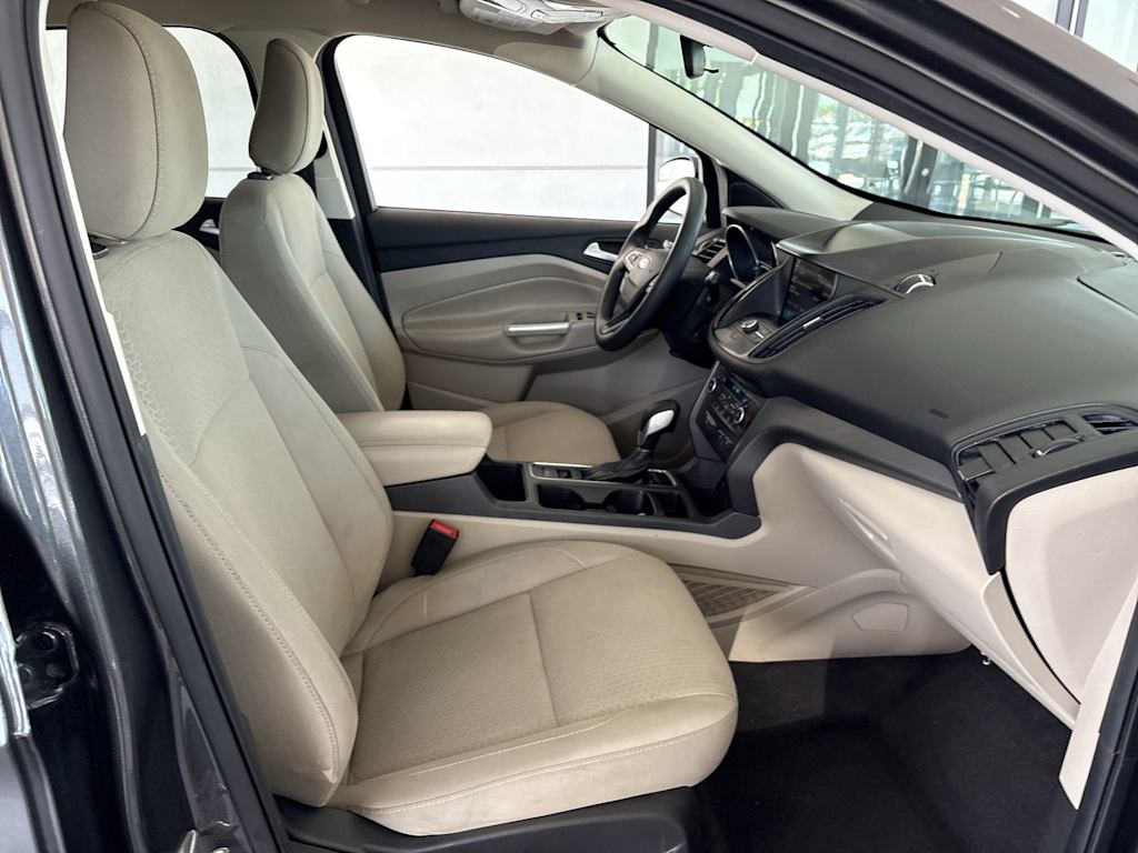 Thumbnail: 2019 Ford Escape - 11