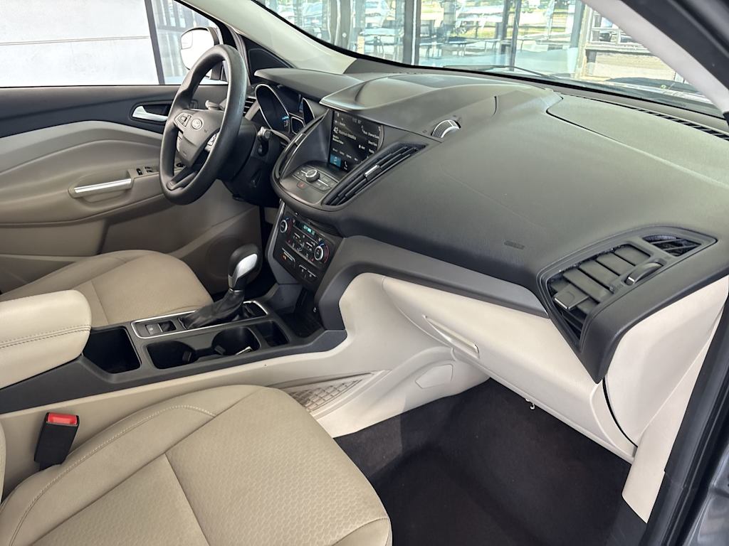 Thumbnail: 2019 Ford Escape - 14