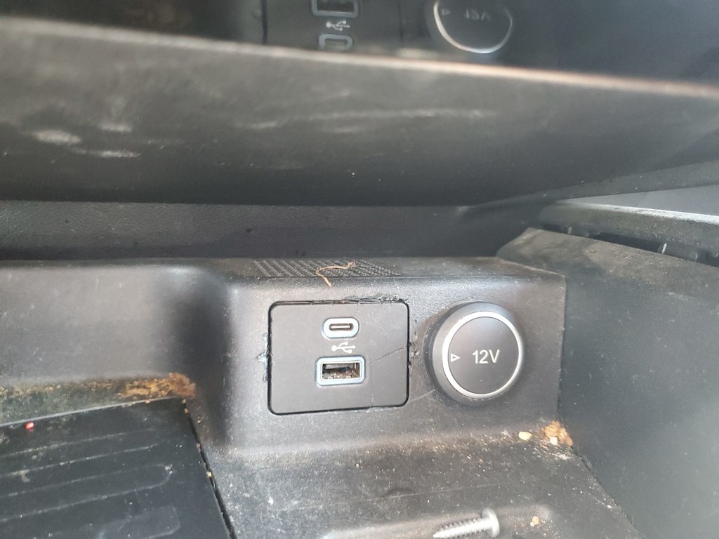 Thumbnail: 2021 Ford Escape - 24