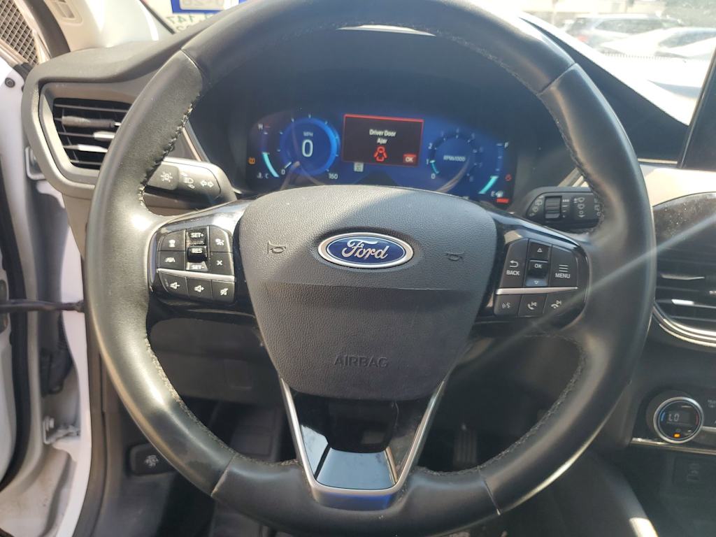 Thumbnail: 2021 Ford Escape - 10