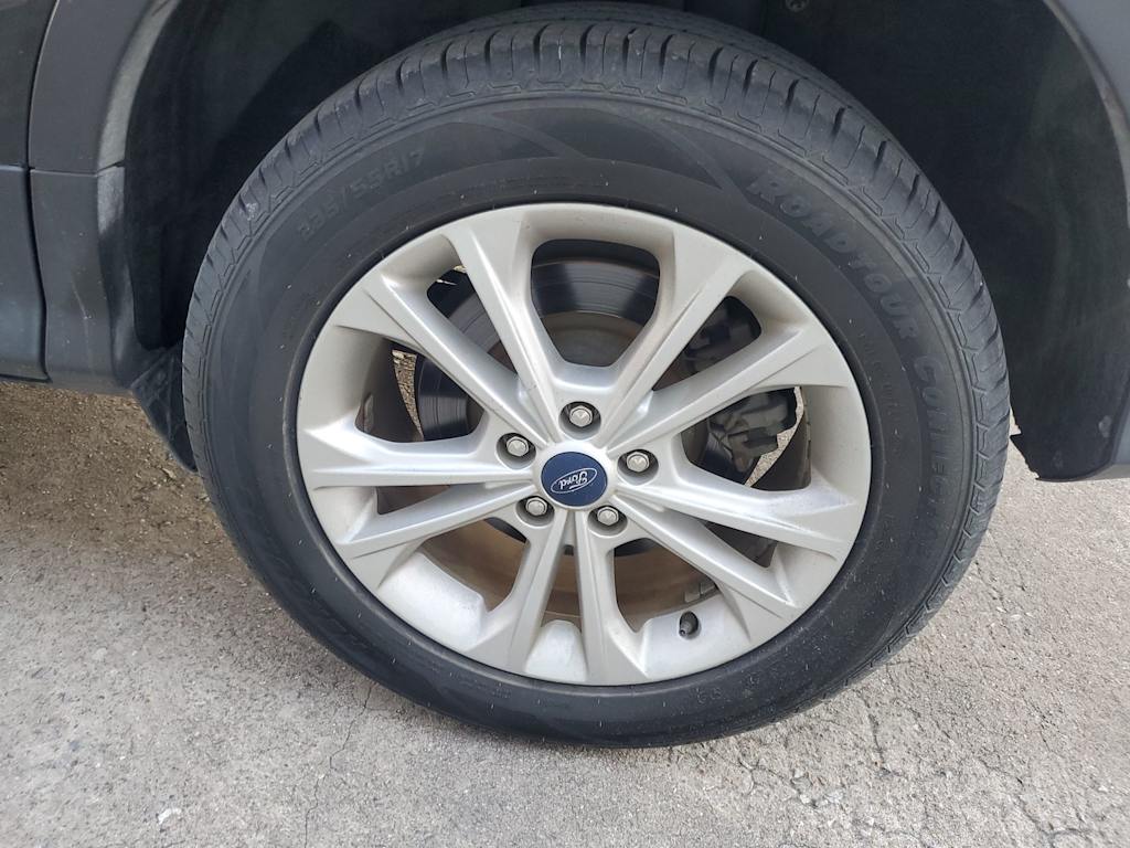 Thumbnail: 2019 Ford Escape - 8