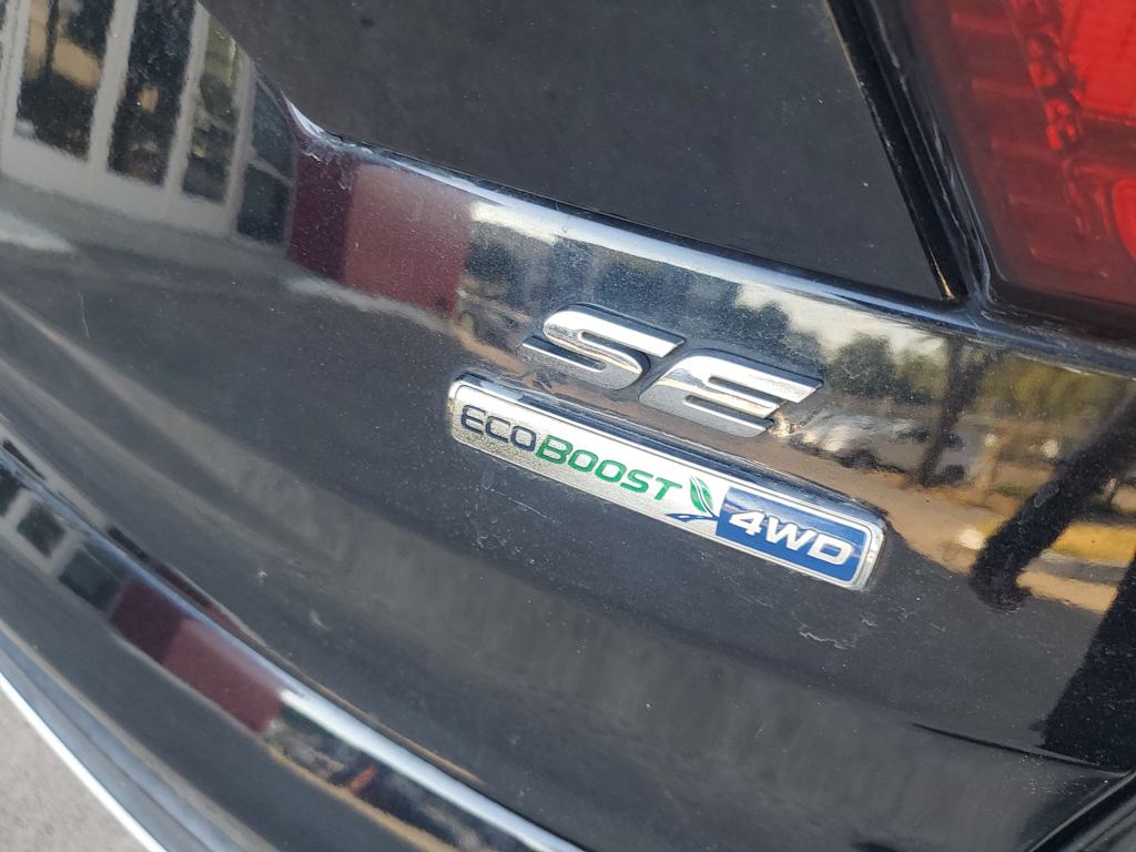 Thumbnail: 2019 Ford Escape - 18