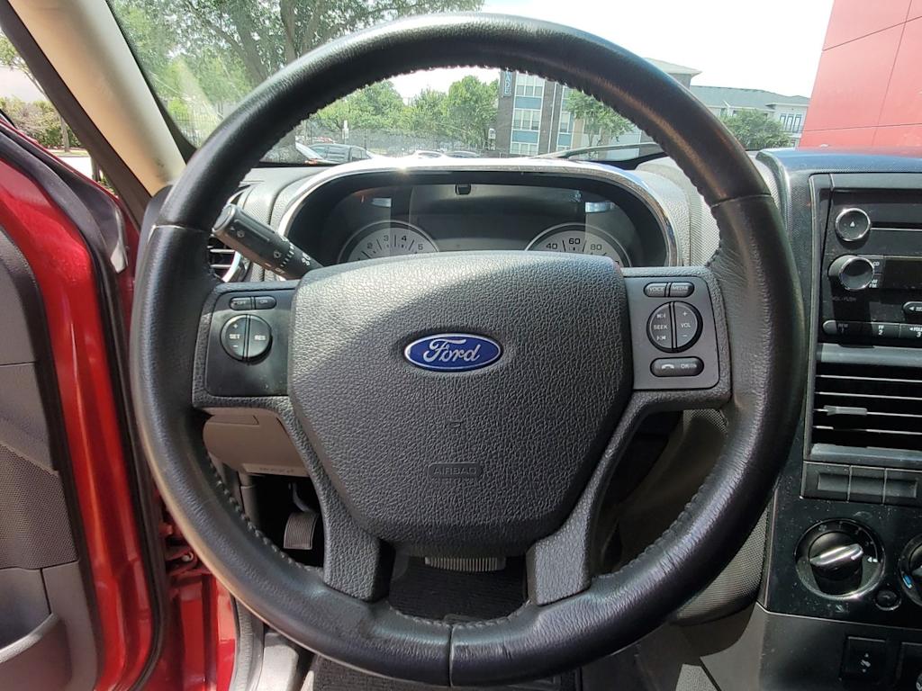 Thumbnail: 2010 Ford Explorer Sport Trac - 9