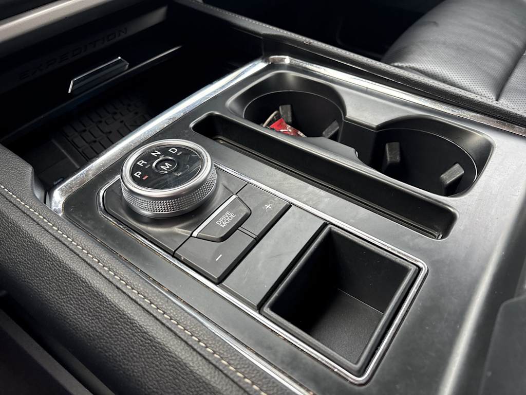 Thumbnail: 2024 Ford Expedition - 16