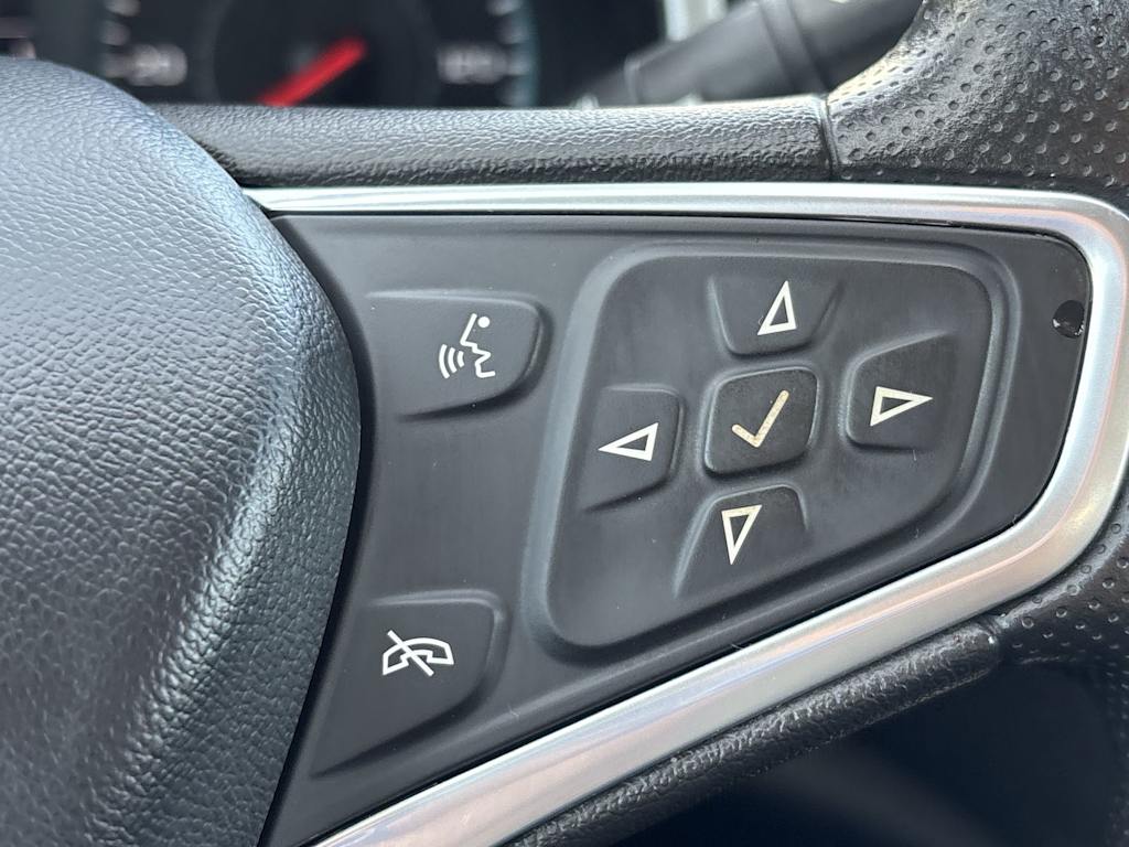 Thumbnail: 2022 Chevrolet Malibu - 30