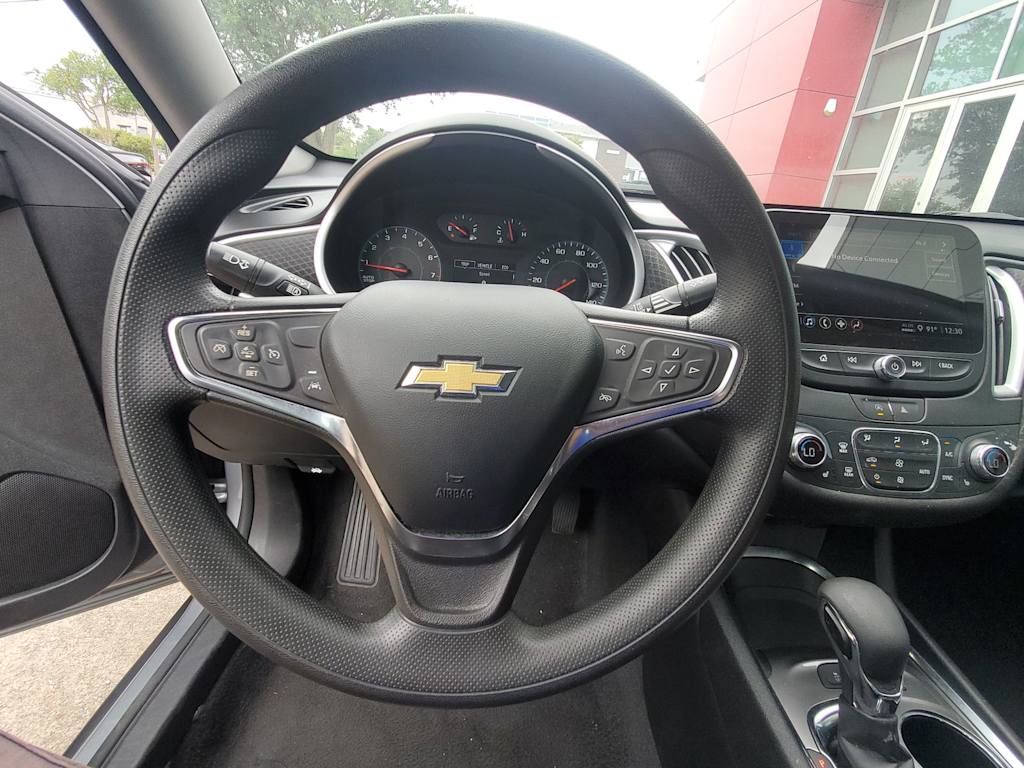 Thumbnail: 2024 Chevrolet Malibu - 10