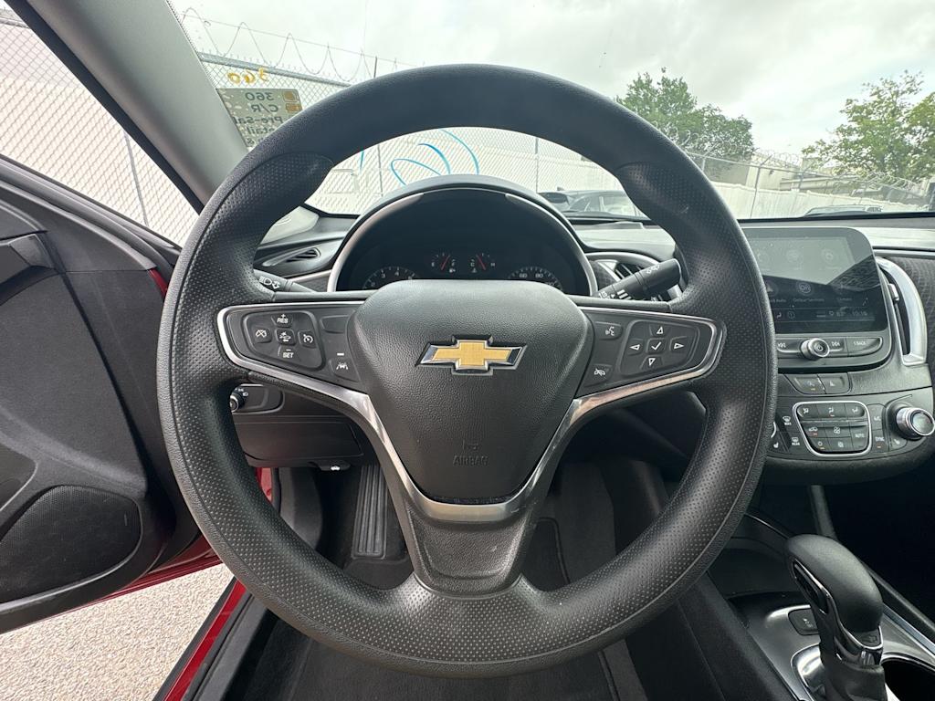 Thumbnail: 2025 Chevrolet Malibu - 9