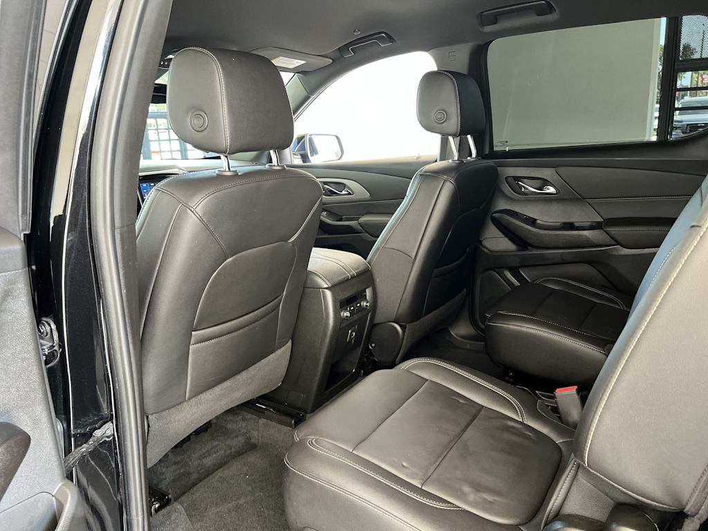 Thumbnail: 2023 Chevrolet Traverse - 12