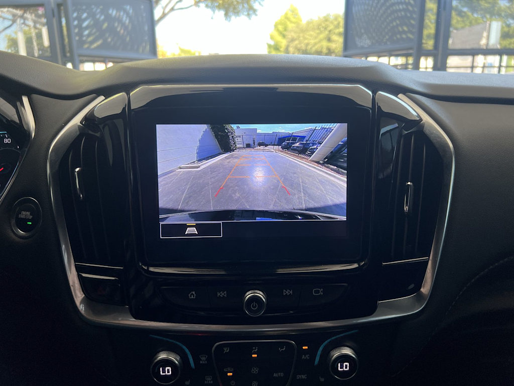 Thumbnail: 2023 Chevrolet Traverse - 22