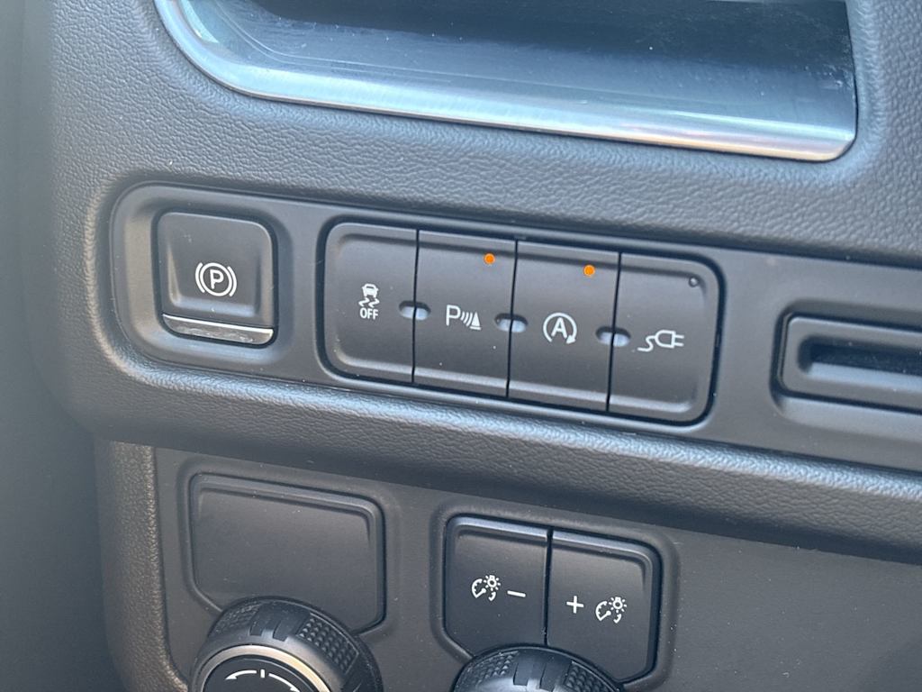 Thumbnail: 2021 Chevrolet Tahoe - 34