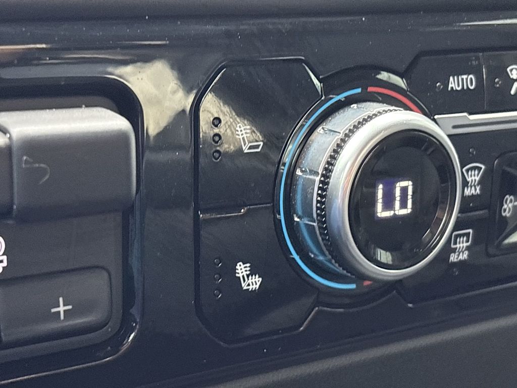 Thumbnail: 2025 GMC Sierra 1500 - 36