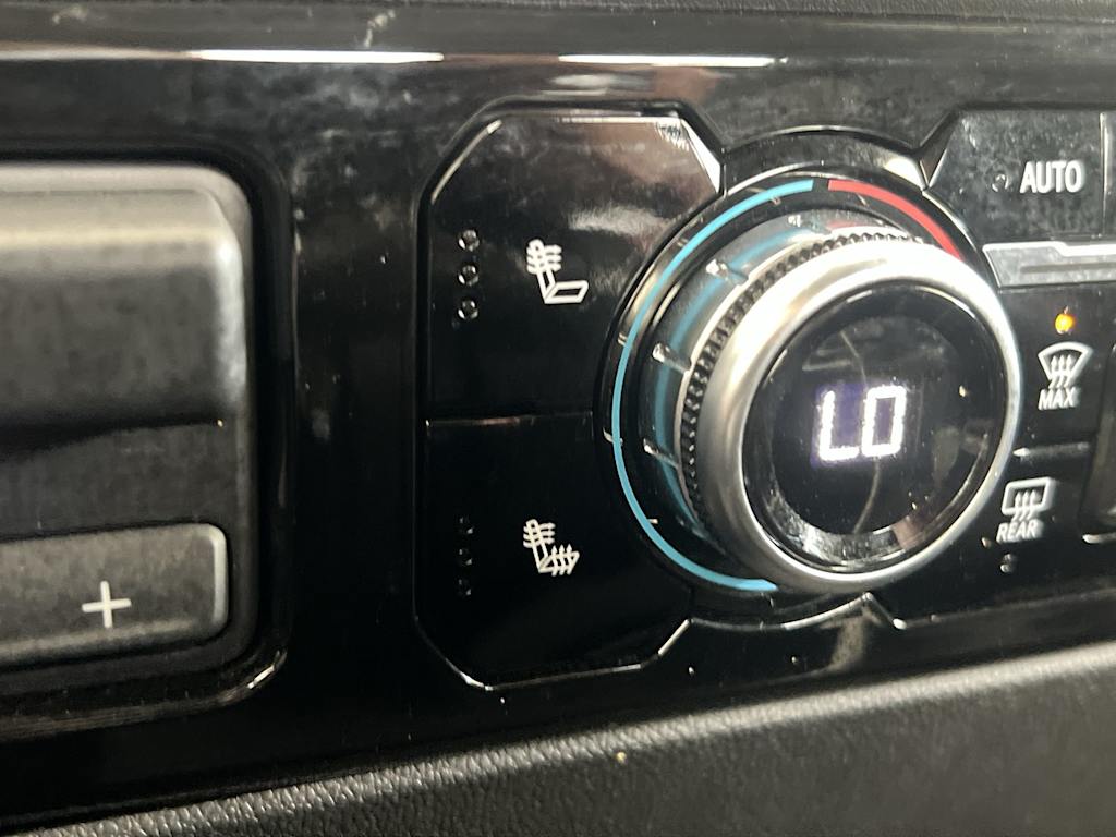 Thumbnail: 2023 GMC Sierra 1500 - 24