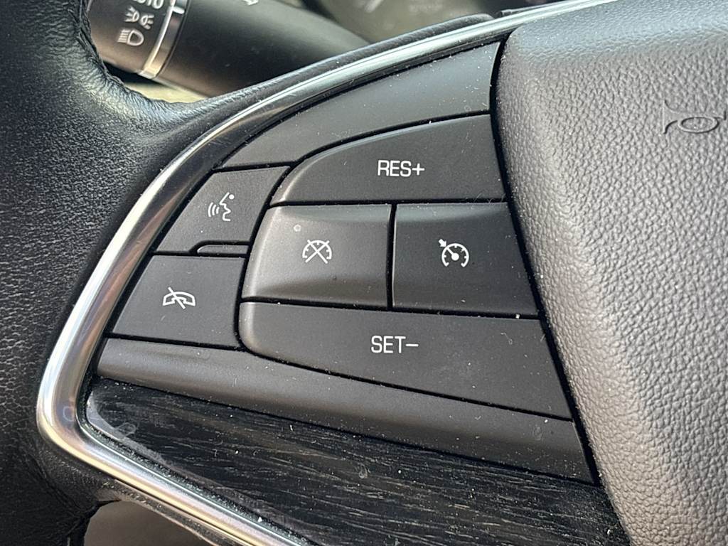Thumbnail: 2021 Cadillac XT5 - 19
