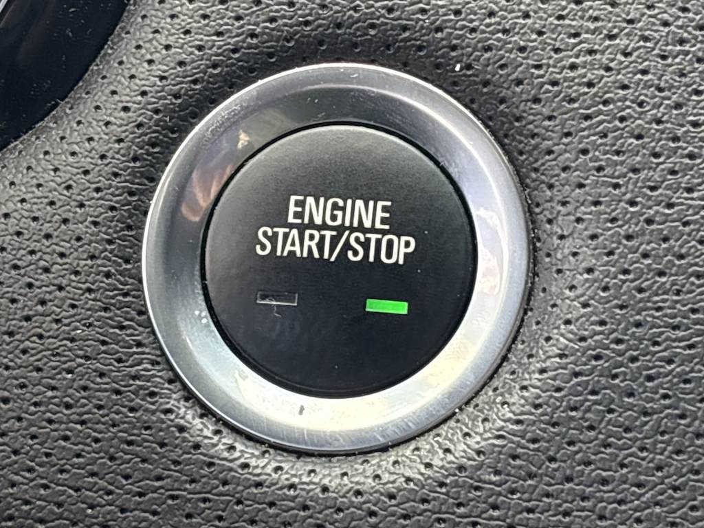 Thumbnail: 2021 Cadillac XT5 - 22