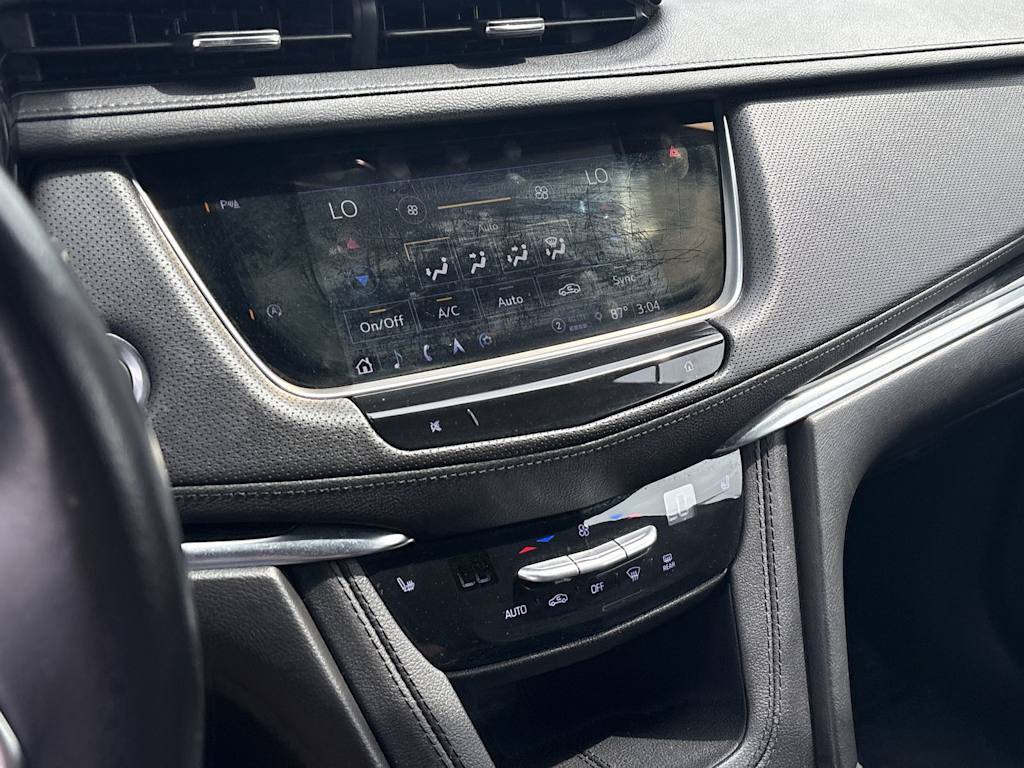 Thumbnail: 2023 Cadillac XT5 - 13